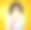纸，心和快乐与黑人女性在工作室浪漫，积极和情感。幸福，爱情的形状和给予与女性隔离在黄色背景上的日期，感情和深情图片下载