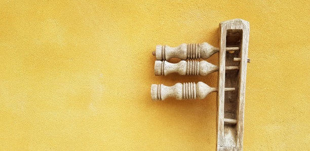 复古木制的头部股票和颈部吉他与左拷贝空间图片下载