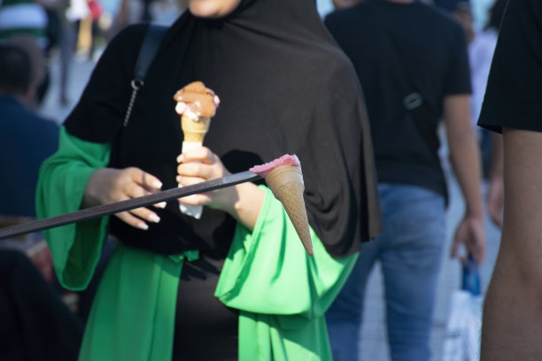 传统的土耳其冰淇淋销售图片下载