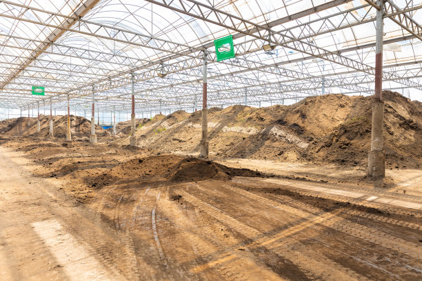 装满肥料的仓库图片下载