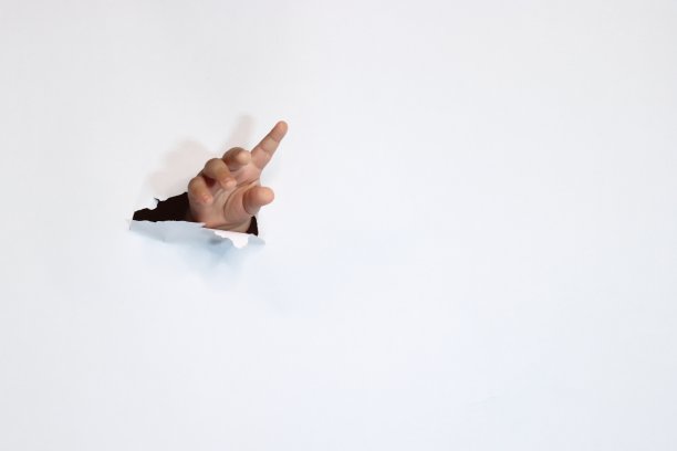 生命突破。成功。克服逆境。努力。打破规则。弹性。第一个到达。领导。持久性。图片下载