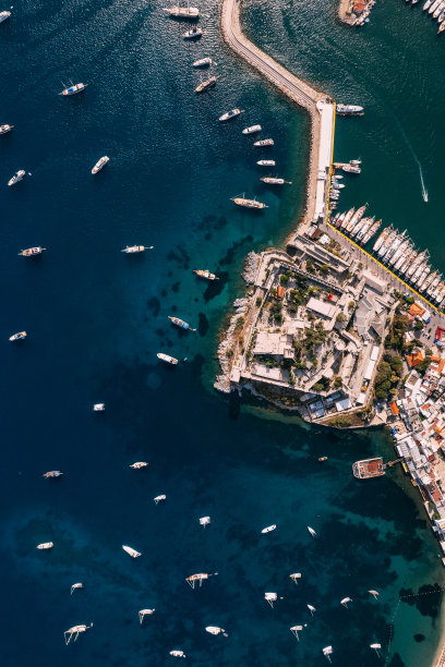 鸟瞰土耳其博德鲁姆城堡图片下载