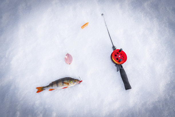 冰钓，芬兰图片下载