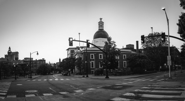 普罗维登斯市中心的天际线黑白相间的颜色图片下载