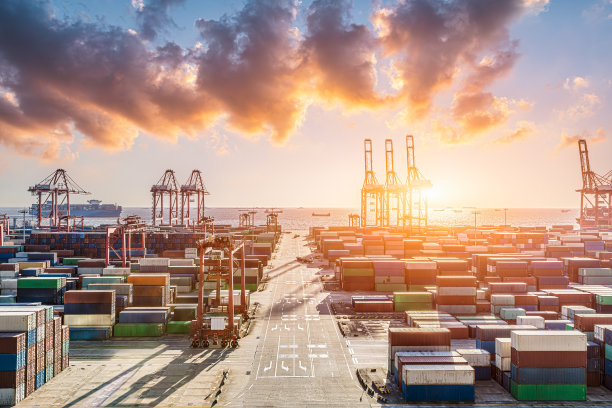 大型集装箱码头港口产业景观图片下载