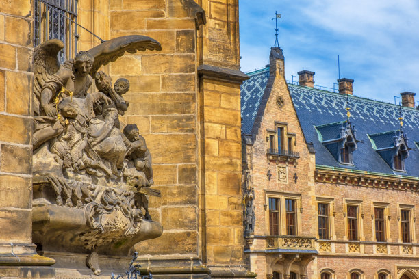 布拉格圣维特大教堂的雕像之一图片下载