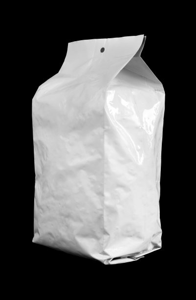 白色皱巴巴的塑料袋模型图片下载