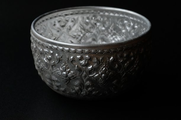 古代银碗图片下载