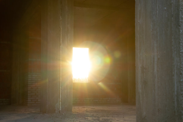 埃及沙姆沙伊赫未完工的废弃酒店图片下载