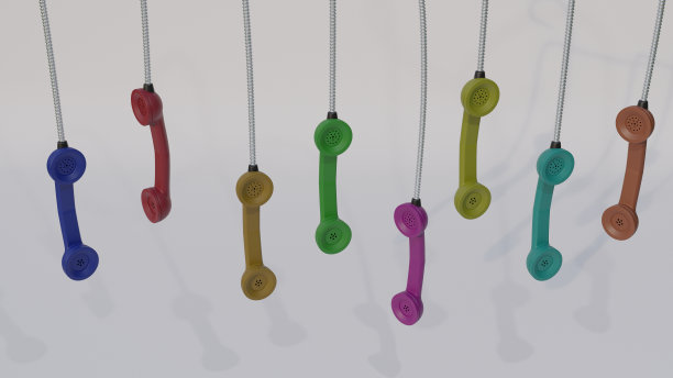 由电话线悬挂的多色手机碎片，隔离在白色背景插图上。3d渲染图片下载