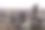 新的高层摩天大楼和旧住宅的无人机摄影。图片下载