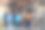 一群不同的商人和同事一起走过他们的工作场所，展示公司的协作和团队精神。图片下载