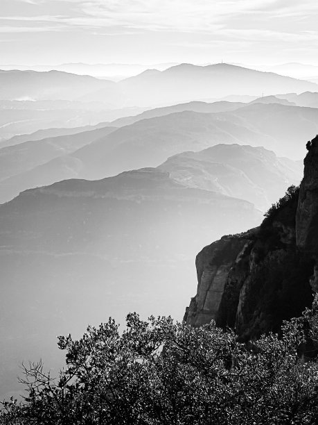 黑白编辑的美丽风景图片下载