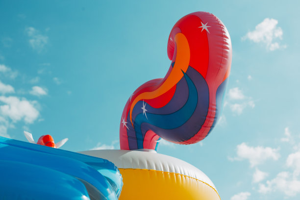 夏天的颜色和玩具图片下载