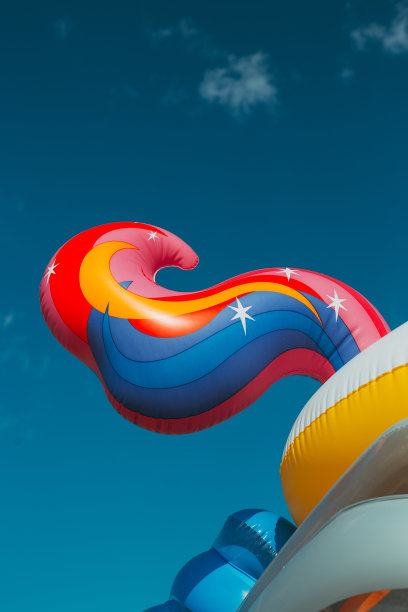 夏天的颜色和玩具图片下载