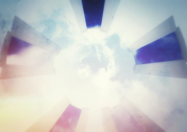 多个打开的门出现在半空中的3d插图图片下载