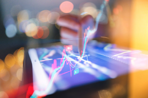 交易员使用人工智能机器人交易，以良好的价格找到好的股票图片下载