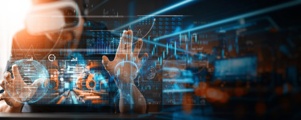 工程师经理戴着虚拟现实头戴式耳机，在智能工厂工业中使用VR技术检测和控制自动化机器人手臂机器焊接机器人和数字化制造。图片下载