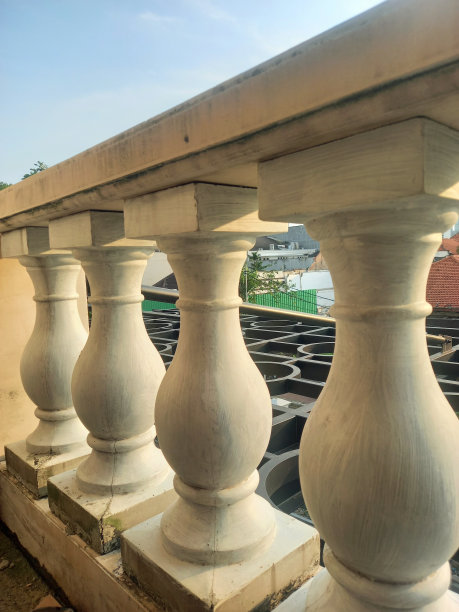 栏杆人像照片展示，户外栏杆图片下载