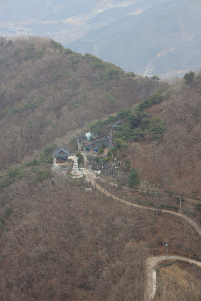 韩国大邱的加特巴威神山和寺庙图片下载