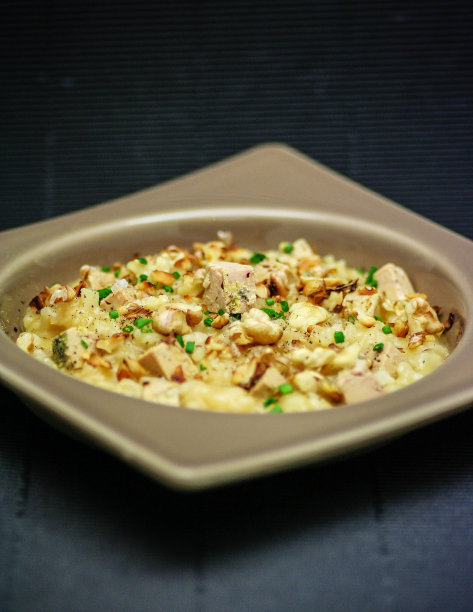 耶路撒冷洋蓟和鹅肝烩饭图片下载