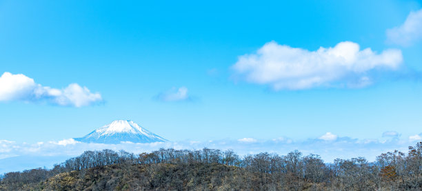 富士山在去田田山的路上图片下载