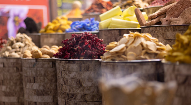 迪拜德伊勒区，老集市，香料和草药市场图片下载
