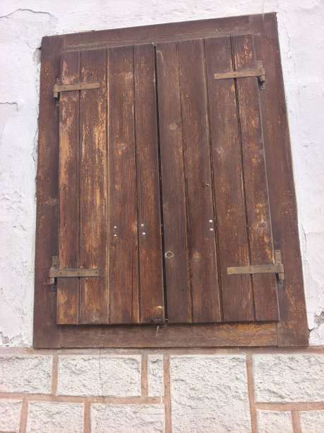 立面上的窗户图片下载