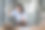 兴奋快乐的女孩赢家看着笔记本庆祝成功。图片下载