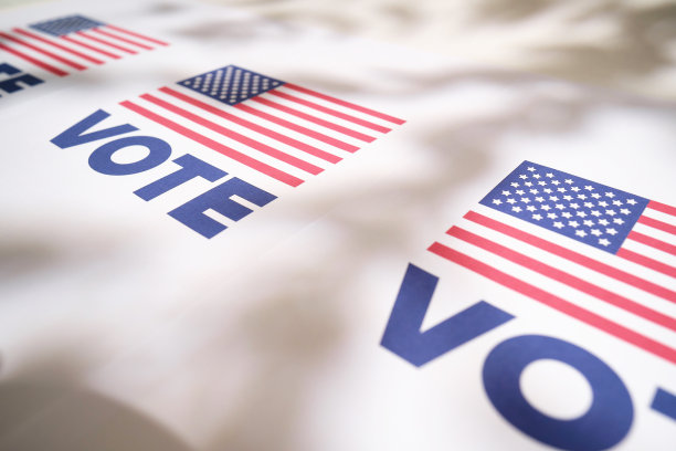 投票!美国国旗。美国总统大选。11月的投票日。美国大选。的美国元素。海报或横幅图片下载