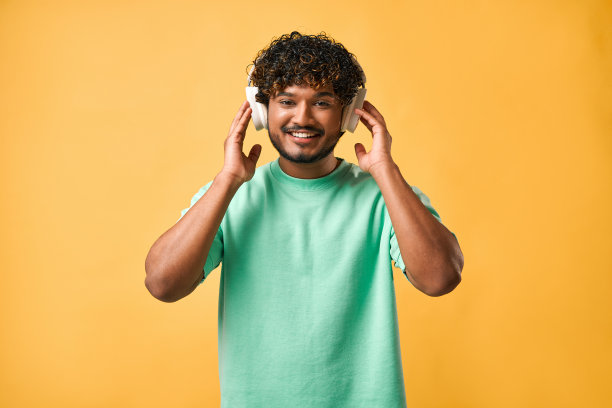 男人的情感是背景。图片下载