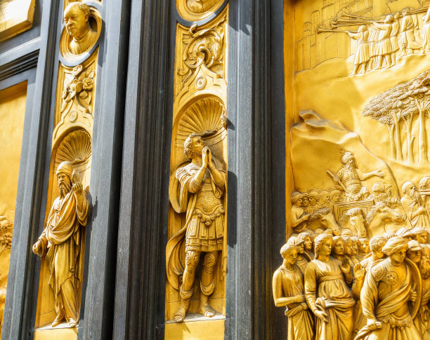 洛伦佐·吉贝尔蒂在意大利托斯卡纳佛罗伦萨的佛罗伦萨洗礼堂的天堂之门特写。圣母玛利亚大教堂(圣玛丽花大教堂)图片下载