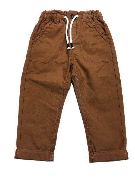 大一点的男孩穿的茶色后环裤图片下载