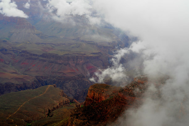亚利桑那州大峡谷的阴天图片下载