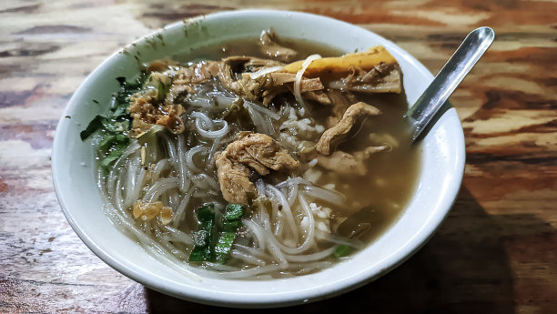 一碗美味的印尼菜图片下载