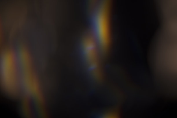 黑色背景上的漏光镜头光晕图片下载