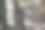 午后栖息在围栏里的鸸鹋的选择性焦点。图片下载