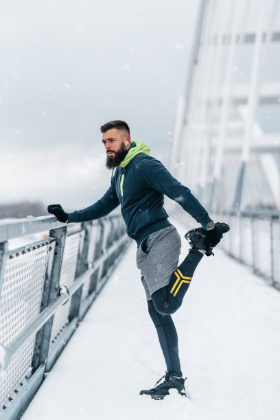 冬季户外跑步图片下载