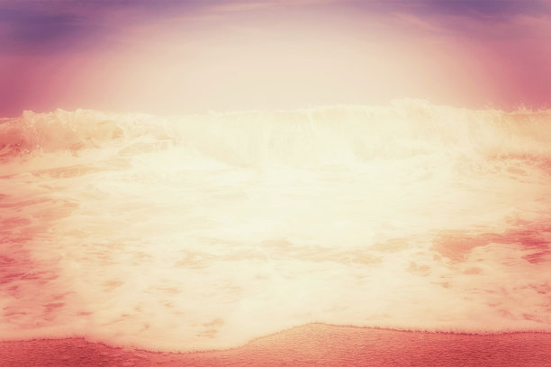 被阳光染成红色的波浪图片下载