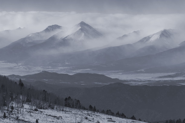 桑格尔号上的风暴图片下载
