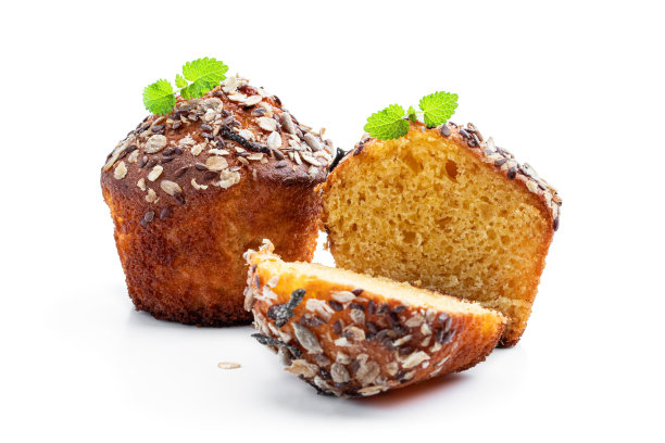 自制的美味全麦松饼孤立在白色图片下载