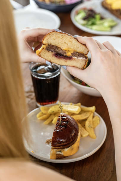 即食，汉堡包菜单，冰可乐，美国文化图片下载