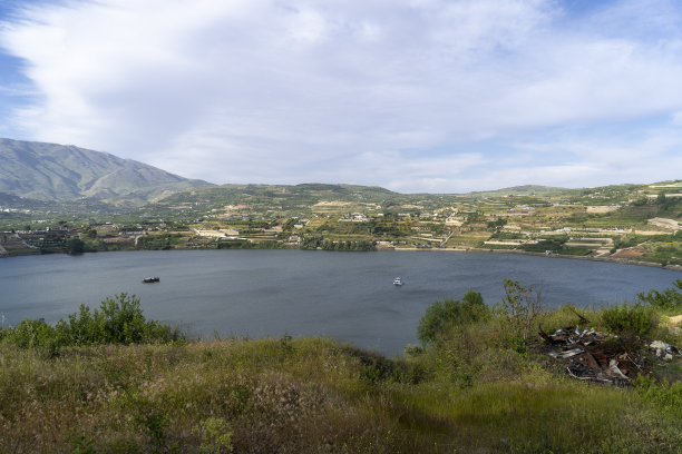 戈兰高地北部的公羊池图片下载