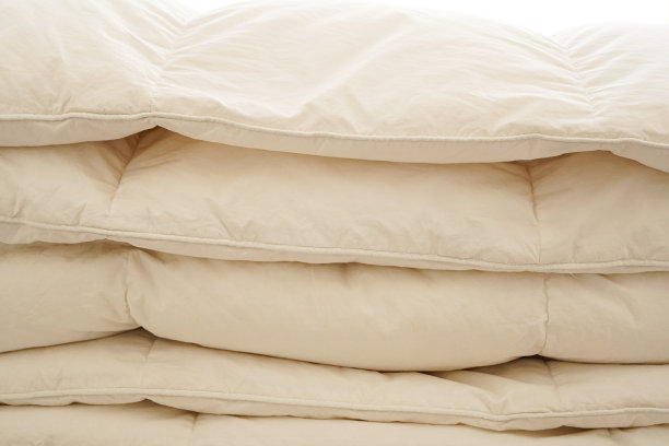 折叠舒适羽绒被图片下载