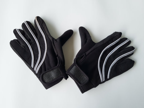 黑色手套的照片图片下载
