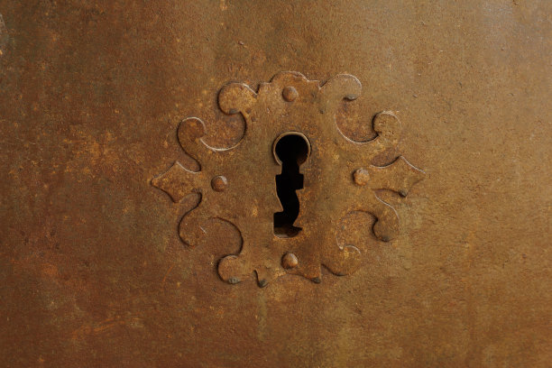 古董大钥匙锁与金匠装饰图片下载