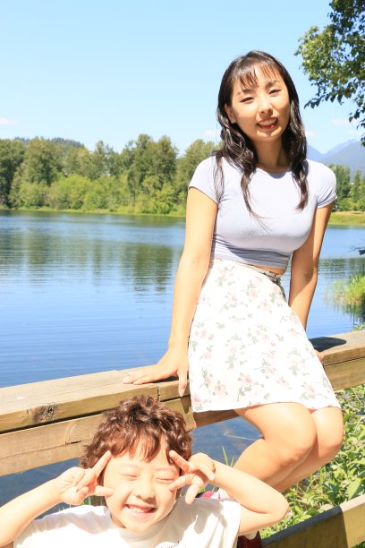 Photobombed图片下载