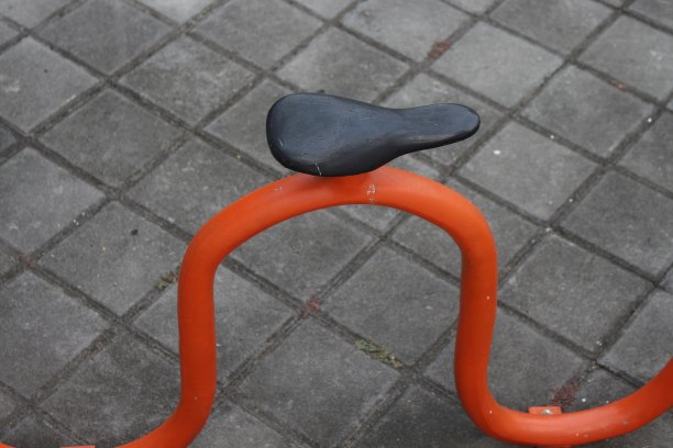 一辆独特的微型自行车图片下载