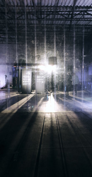 跟着光走图片下载