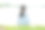 小女孩坐在湖边图片下载